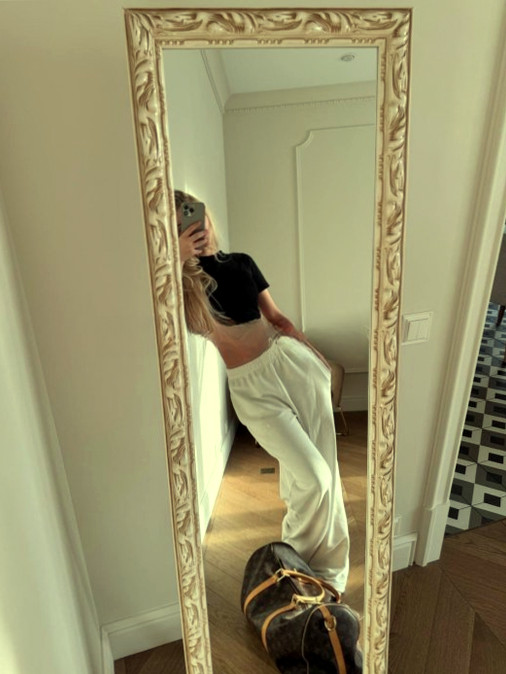 Alla