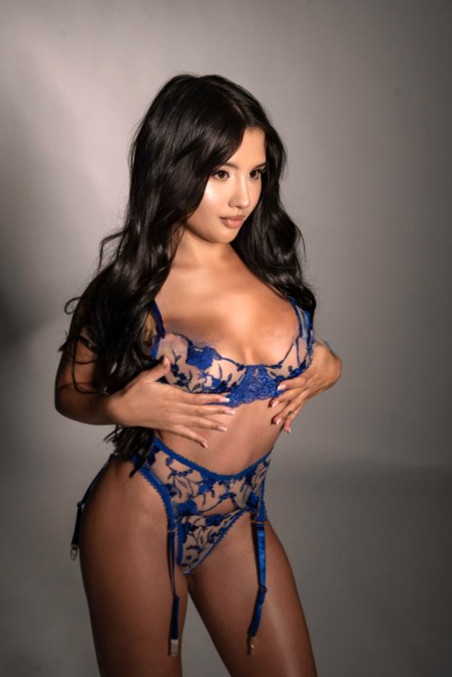 Bella
