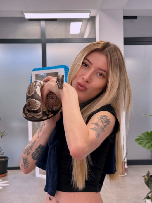 Lisamola