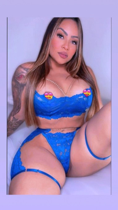 Nina Dellix