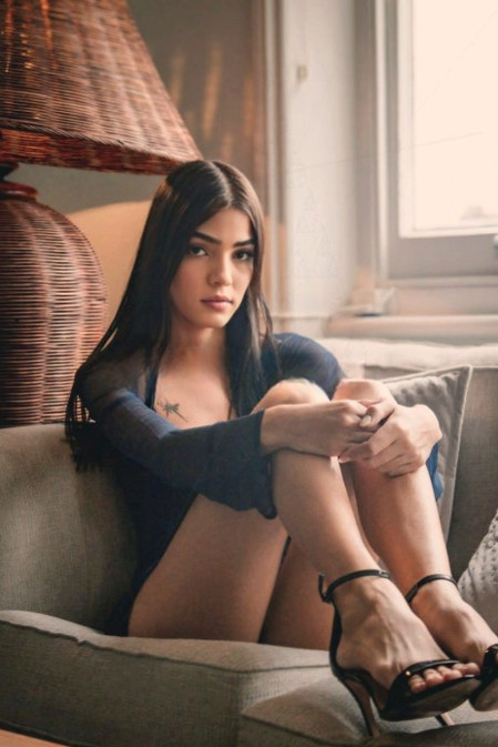 Bella